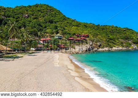 Aow Luek Beach At Koh Tao Island, Thailand