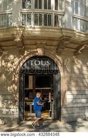 Palma De Mallorca, Spain; September 10 2021: Main Facade Of An Establishment Of The International Fa