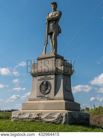 Sharpsburg, Maryland, Usa September 11, 2021 The 130th Pennsylvania Volunteer Infantry Monument At T