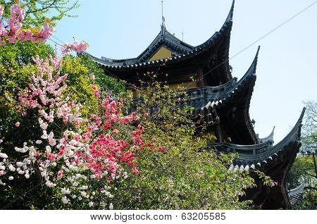 Longhua Temple