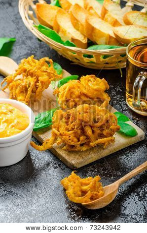 Crispy Onion Bhajis