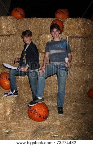 LOS ANGELES - OCT 4:  Jacob Hopkins, Gerald Hopkins at the RISE of the Jack O'Lanterns at Descanso Gardens on October 4, 2014 in La Canada Flintridge, CA