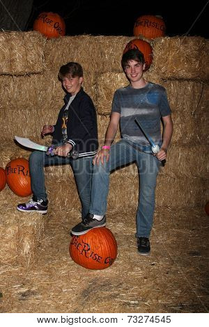 LOS ANGELES - OCT 4:  Jacob Hopkins, Gerald Hopkins at the RISE of the Jack O'Lanterns at Descanso Gardens on October 4, 2014 in La Canada Flintridge, CA