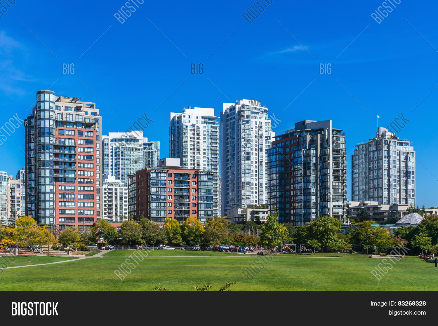 Resident area. жилая архитектура. Residential buildings park. флорида жилые районы. Residential area.