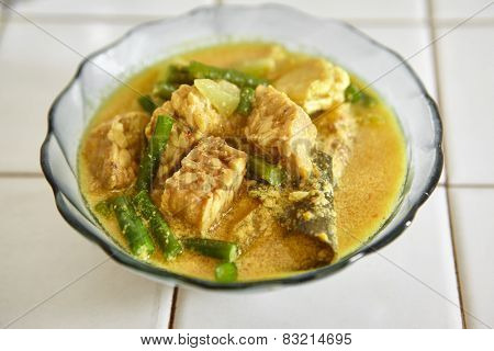 Vegetables with coconut milk soup or known as 