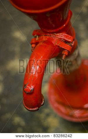 Outdoor water faucet
