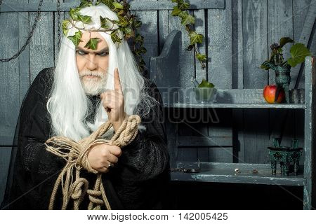 Zeus With Rope