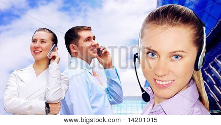 Glück Businessmens Anruf per Telefon