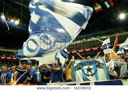 Praga, Repubblica Ceca - 5 aprile: I sostenitori del team Iraklis guardare la partita di pallavolo di finale quattro CE