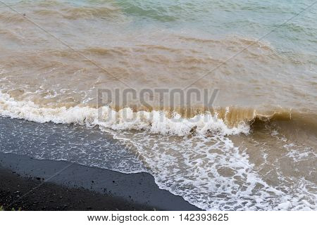 Coastal Waves With Foam