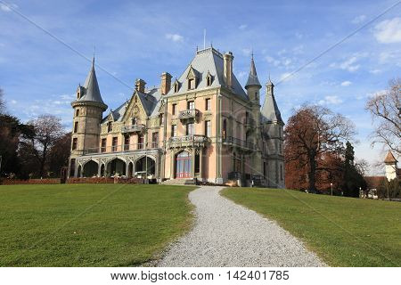 THUN, SWITZERLAND- Nov 13, 2015: Schloss Schadau and garden on Nov 13, 2015 in Thun, Switzerland. It is a beautiful castle facing Lake Thun and in Interlaken region.