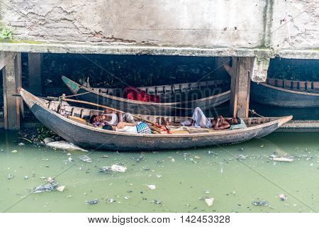 Sadar Ghat Lifestyle