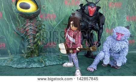 LOS ANGELES - AUG 14: Kubo, Atmosphere at the premiere of Focus Features' 'Kubo and the Two Strings' at AMC Universal City Walk on August 14, 2016 in Los Angeles, California