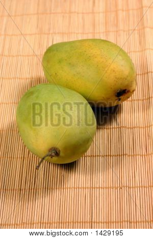 Čerstvý pár Mango
