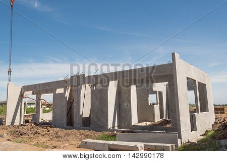 The building structure are made from prefabrication system.All pieces are made from high-strength concrete.Then assembled into a building.