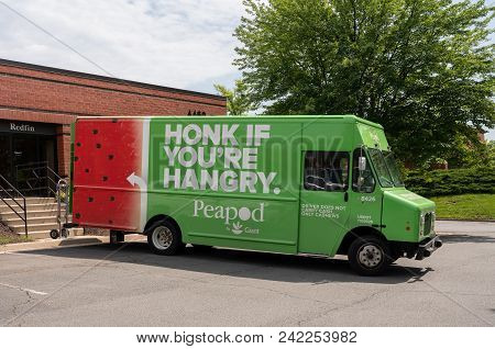 Chantilly, Va, Usa - May 21, 2018: Peapod Food Delivery Truck From Giant Supermarket
