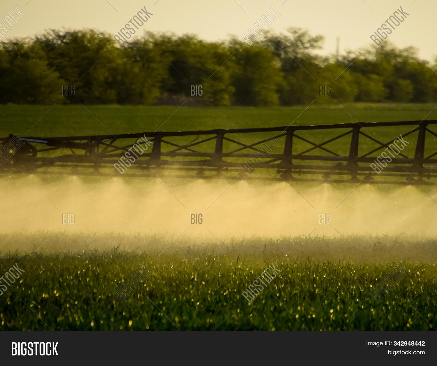 Jets Liquid Fertilizer Image & Photo (Free Trial) Bigstock
