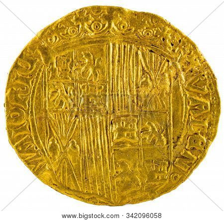 Ancient Spanish Gold Coin Of The Kings Fernando E Isabel. Catholic Kings. Coined In Valencia. Ducado