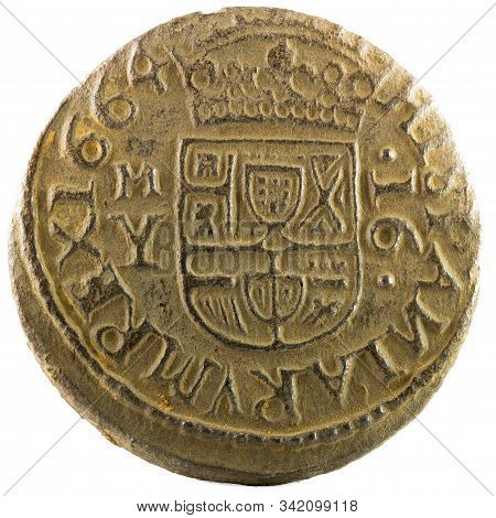 Ancient Spanish Copper Coin Of King Felipe Iv. 1664. Coined In Madrid. 16 Maravedis. Reverse.