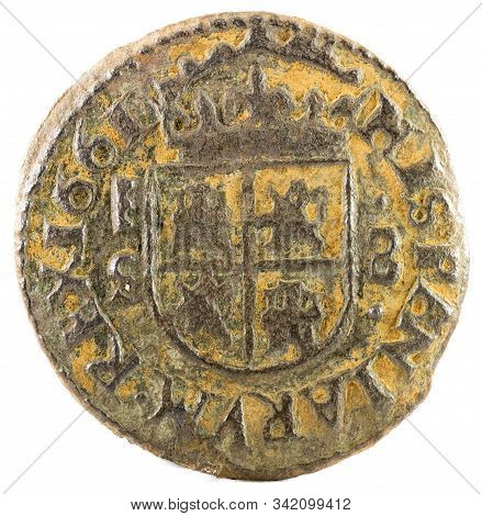 Ancient Spanish Copper Coin Of King Felipe Iv. 1661. Coined In Segovia. 8 Maravedis. Reverse.