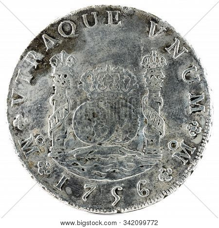 Ancient Spanish Silver Coin Of The King Fernando Vi. 1756. Coined In Mexico. 8 Reales. Reverse.