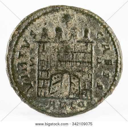 Ancient Roman Copper Coin Of Emperor Constantius Ii. Reverse.