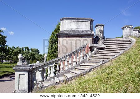 Gammal stege i Park Peterhof