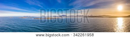 The Coastline Between Meenlaragh And Brinlack : Tra Na Gcloch In County Donegal - Ireland