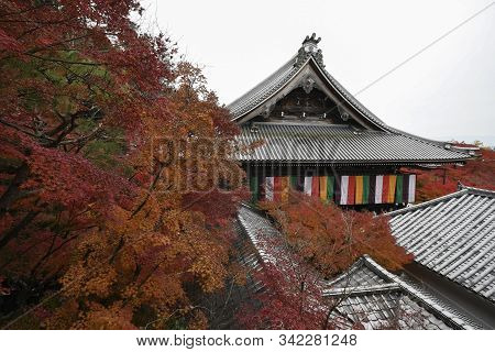 Kyoto, Japan- 24 Nov, 2019: Beautiful Architecture And Decoration Of Amida Hall At Eikando Temple In