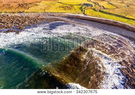 The Coastline Between Meenlaragh And Brinlack : Tra Na Gcloch In County Donegal - Ireland
