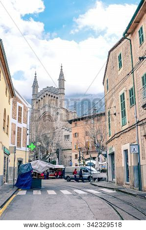 Soller, Mallorca, Spain - Jan 19, 2019: Old Town Street In The Historical Center Of The Spanish City
