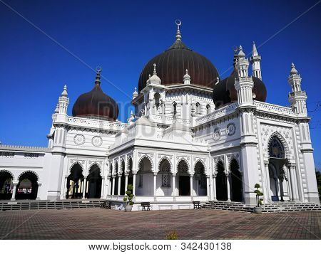 Black Dome Mosque, the landmark of Alor Setar City in Malaysia