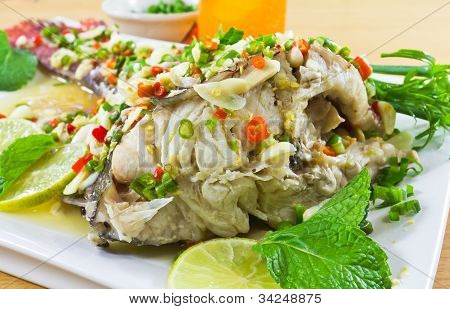 Krydret dampet fisk