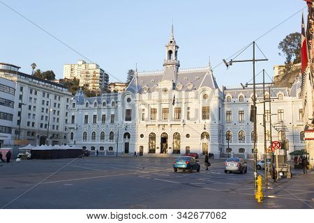 Valparaiso, Chile - August 09, 2019: View Of Plaza Sotomayor In Valparaíso At Early Morning. Few Peo