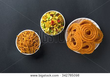 Indian Snack : Chakli, Chakali Or Murukku And Besan (gram Flour) Sev And Chivada Or Chiwada. Diwali