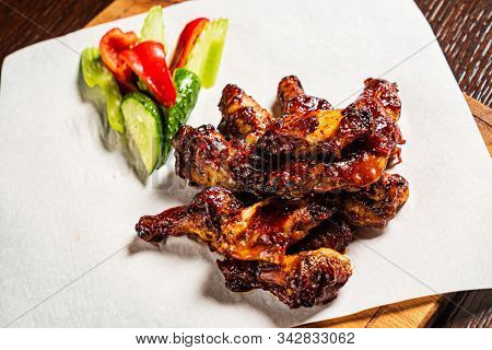 grilled chicken with fresh vegetabes