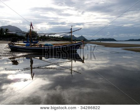 Belo barco