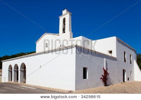 Ibiza Sant Mateu d Albarca San Mateo beyaz kilise Balear Adaları