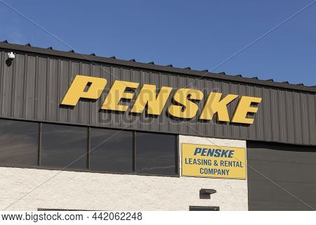 Cincinnati - Circa December 2021: Penske Truck Leasing Location. Penske Leases Trucks, Owns Racing T