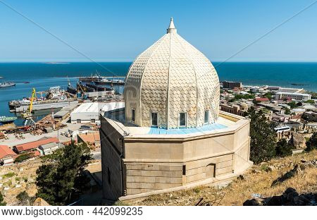 Bibi-heybat, Baku, Azerbaijan - May 12, 2019. Bibi-heybat Shrine In The Cemetery Near Bibi-heybat Mo