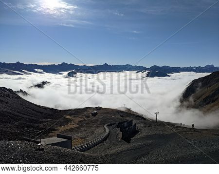 Early Morning View From Parsenn Weissfluhjoch Over Sea Of Mist With Blue Sky, Good Day For Hiking In