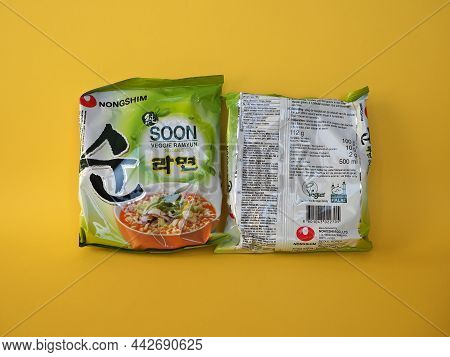 Seoul - Circa December 2021: Nongshim Packet Of Veggie Noodles