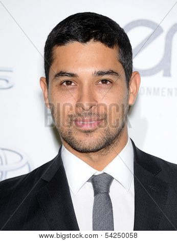 LOS ANGELES - OCT 19:  Wilmer Valderrama arrives to 