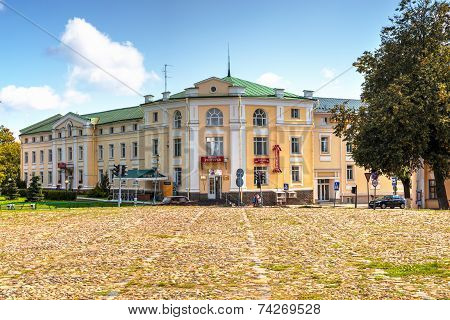 The Hotel And Restaurant 
