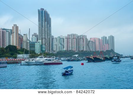 Hong Kong-march 12: Traditional Fishing Trawler In The Aberdeen Bay. Famous Floating Village