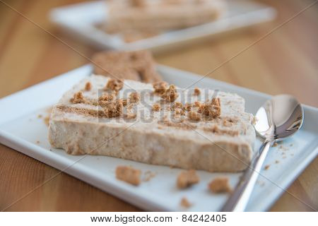Home made Cinnamon parfait with cookies