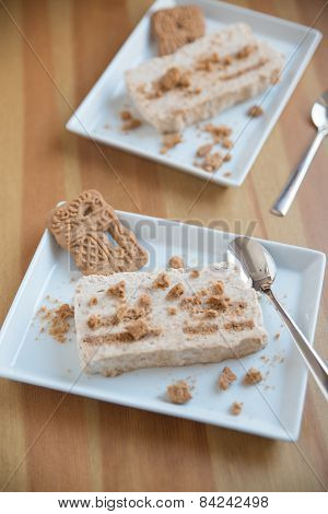 Home made Cinnamon parfait with cookies