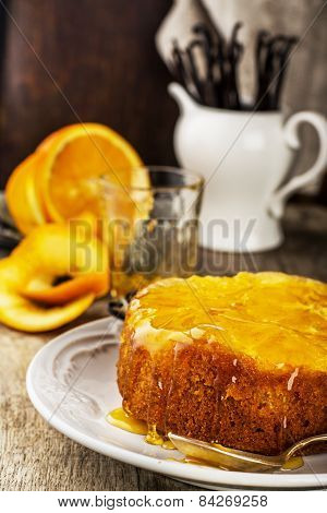 Orange Upside Down Cake with Sweet Syrup