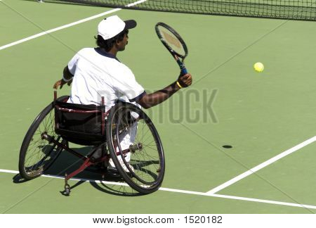 Tennis sedia a rotelle per disabili