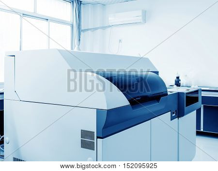 Automated biochemical analyzer for medical equipment in hospital laboratories.